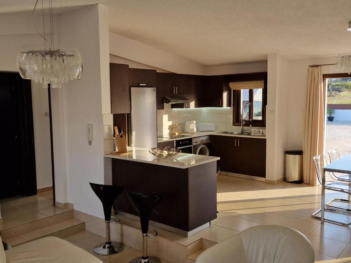 The Belvedere Villa Latchi エクステリア 写真